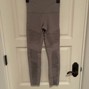 Alo Yoga Moto Leggings